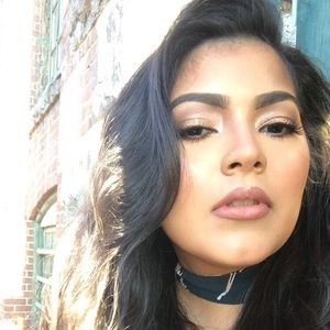 Meet your Posher, Nathalie